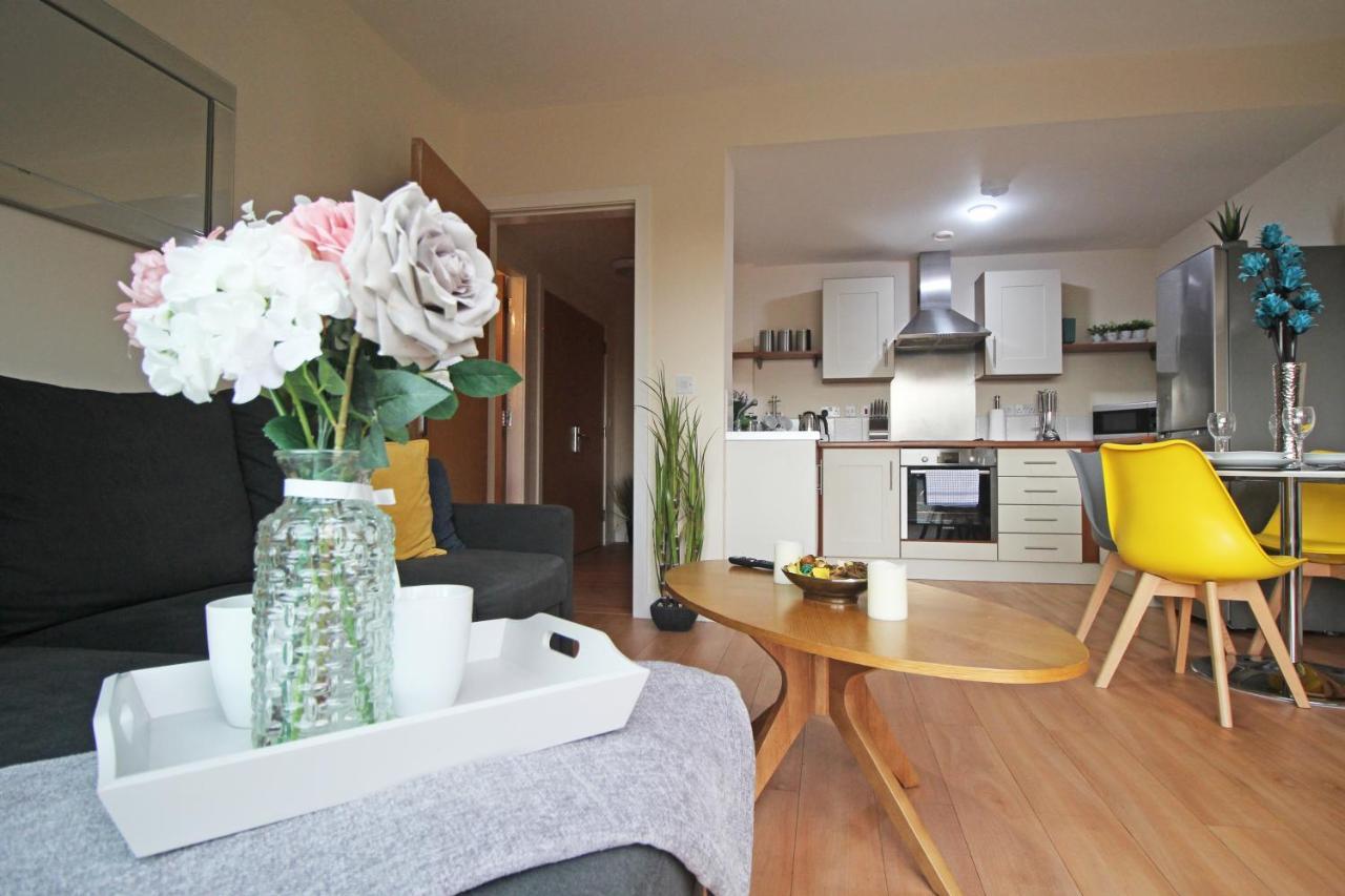 Canal Side Apartment In Chester Luaran gambar