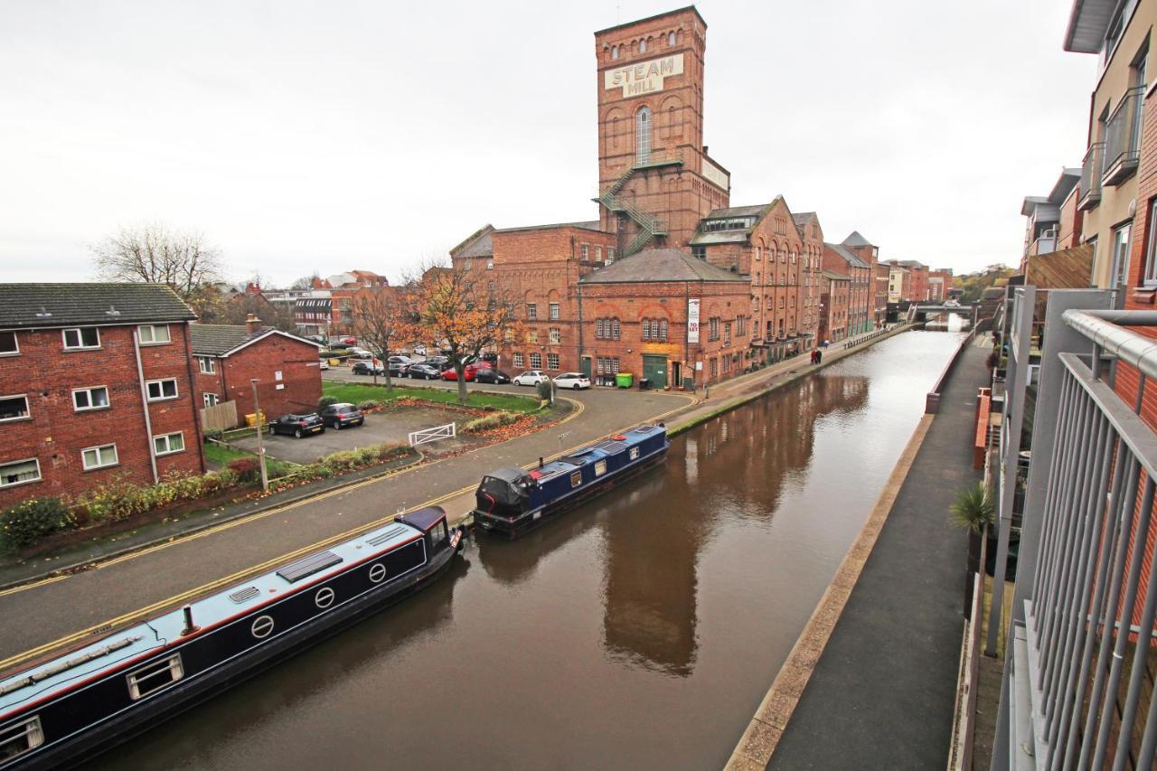 Canal Side Apartment In Chester Luaran gambar
