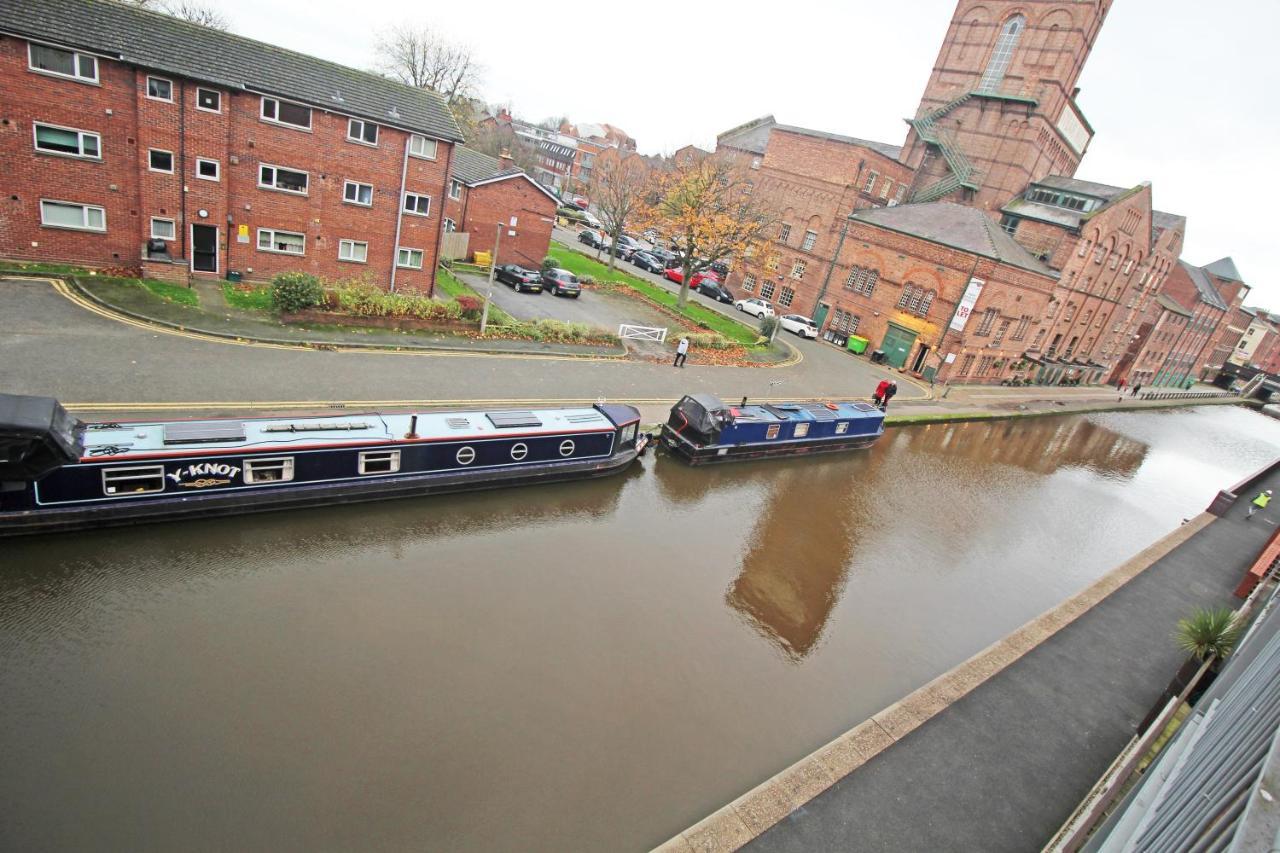 Canal Side Apartment In Chester Luaran gambar